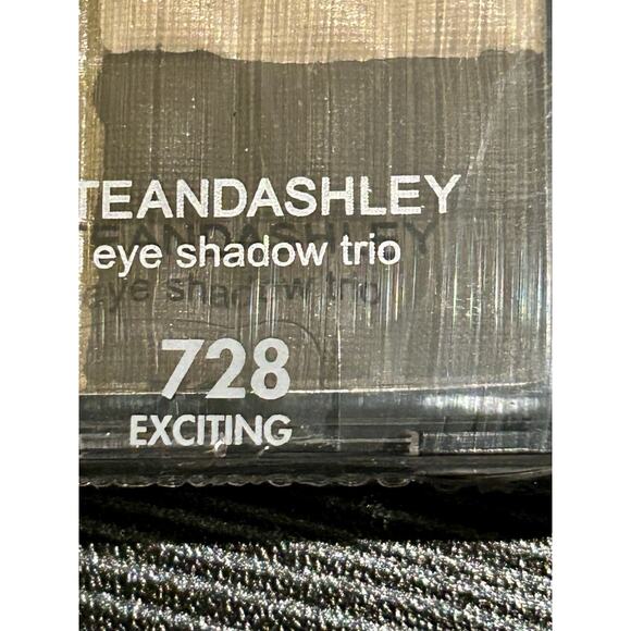 Mary-Kate and Ashley EyeGlam Eyeshadow 👁️Trio in shade 728 EXCITING-New Sealed- - Picture 5 of 5
